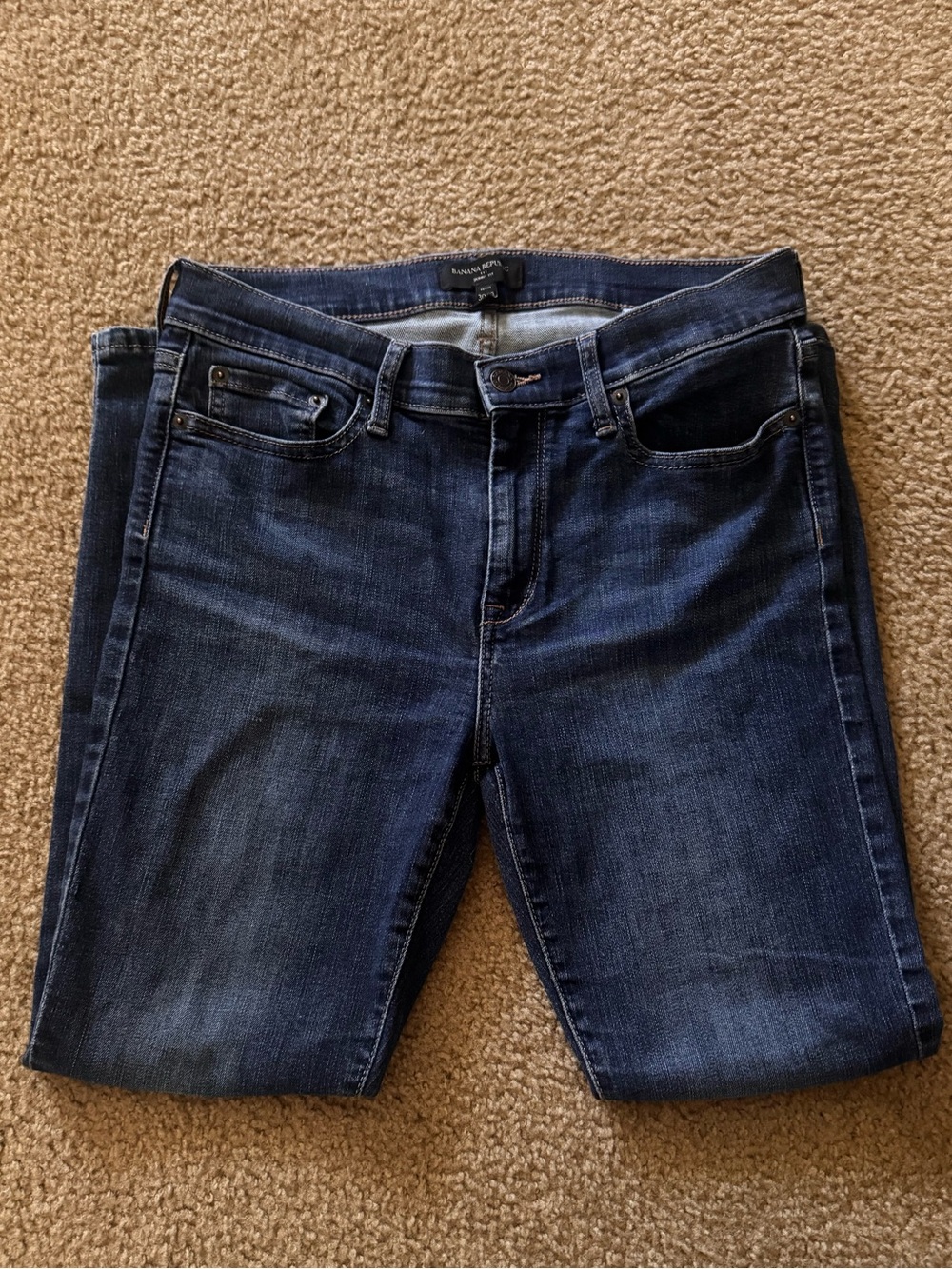 Banana Republic Women's Skinny Jeans in Dark Blue Wash